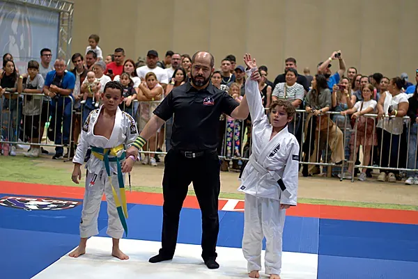 Celebración de victoria en Jiu-Jitsu (BJJ) Celebración de victoria en Jiu-Jitsu (BJJ) — LigaBJJ CR Winter 2025, Costa Rica